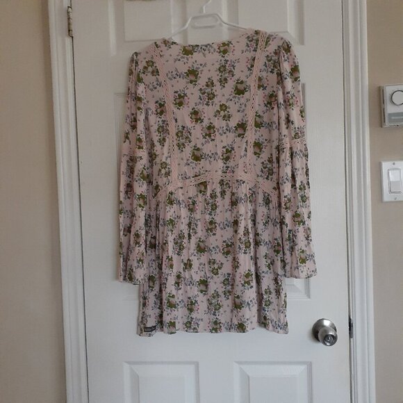 Matilda Jane Women's Size M Pink Floral Like A Lady Bohemian Crochet Tunic Top - Picture 4 of 12